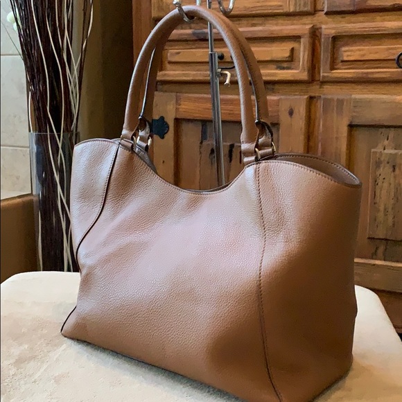 ***SOLD***Tory Burch Tote - Picture 2 of 4